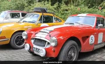 Video Showing Vintage Car Rally At Kaziranga National Park Amazes Internet