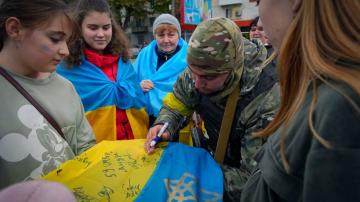 Kherson celebrates Russian exit yet faces huge rebuilding