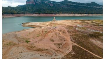 Catalonia limits water use as Spain prays for rain