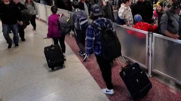 Thanksgiving might bring changes in holiday-travel habits
