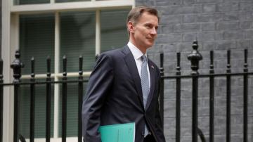 UK to ease financial regulations in post-Brexit shakeup