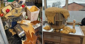 Home cooking can be messy, restaurant cooking *is* chaos (18 Photos)