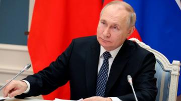 On New Year's, Putin slams West for hypocrisy, aggression