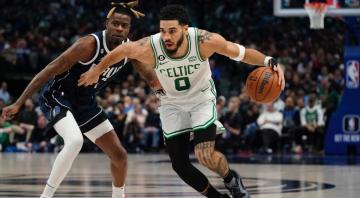 NBA Roundup: Tatum has triple-double, Celtics end Mavericks’ 7-game win streak
