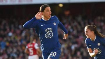 Arsenal 1-1 Chelsea: Sam Kerr scores late to rescue point for leaders