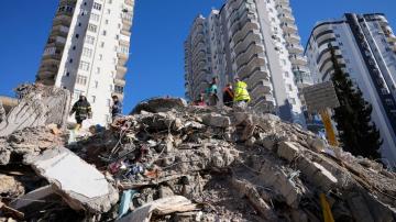 Turkey arrests building contractors 6 days after quakes