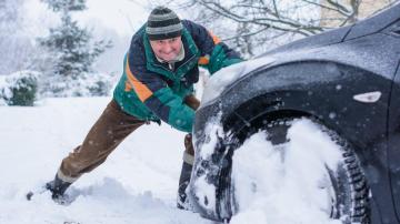 Your Guide to Getting a Car Unstuck in the Snow