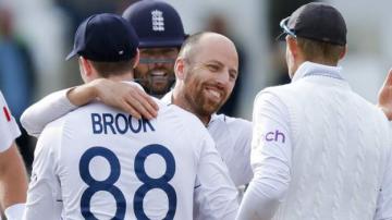 England set up chance of historic victory