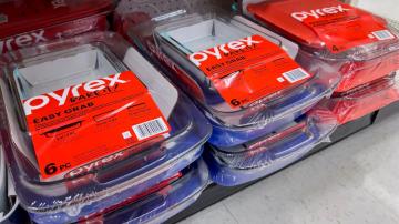 That Viral 'PYREX' Brand Hack Is Completely Wrong, Folks