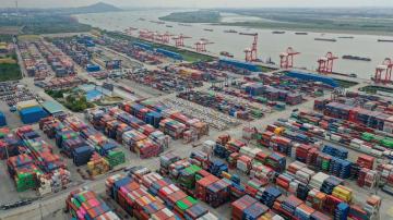 China's trade contracts as Western demand weakens