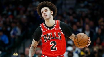 Report: Growing possibility Bulls’ Lonzo Ball will need third surgery, miss six months