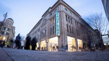 German department store chain seen shutting 40% of outlets