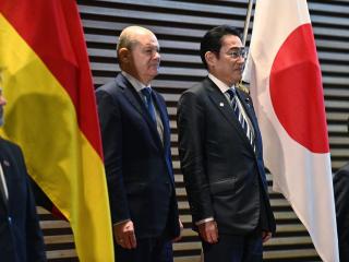 Japan, German leaders agree to strengthen ties, supply chain