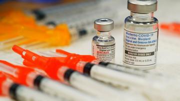 Court blocks COVID-19 vaccine mandate for US gov't workers
