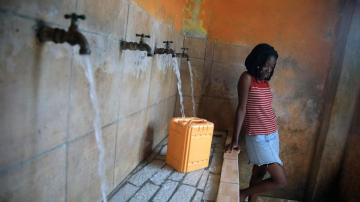UN head says survival depends on how people manage water