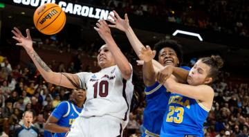 South Carolina uses size to overpower UCLA in March Madness