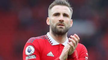 Luke Shaw: Manchester United defender signs new four-year deal