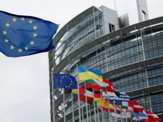 EU lawmakers green-light visa free travel for Kosovo