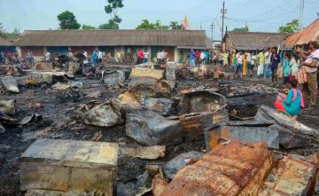 Massive Fire In Bengal's Howrah, Over 100 Shops Burnt