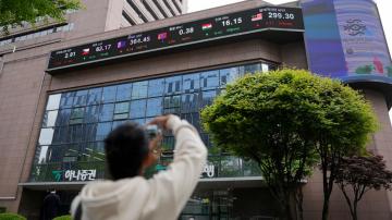 Stock market today: Asian shares trading mostly lower
