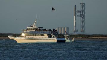 SpaceX giant rocket explodes minutes after launch from Texas