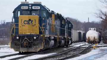 CSX railroad's 1Q profit jumps 15% on higher rates