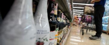 Thai craft beer fancier fined for Facebook photo, review