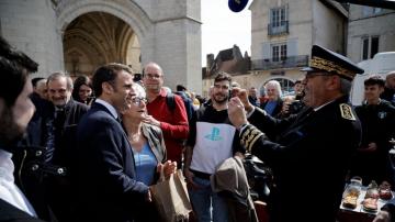 Saucepans clang anew in France against Macron's pension law