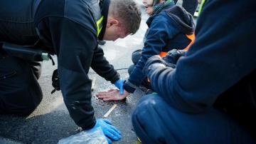 Berlin sees 10th day of road blockades by climate activists