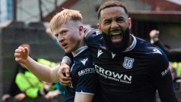Dundee promoted to Scottish Premiership after eight-goal title epic