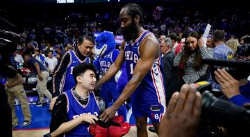 76ers’ James Harden hosts Michigan State shooting victim for Game 4