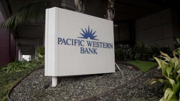 PacWest shares plummet after bank says it lost 9% of deposits last week