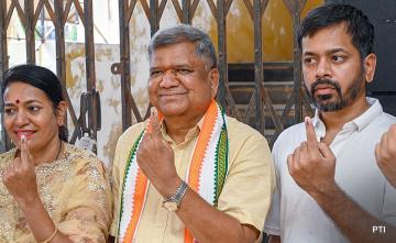 Congress's Jagadish Shettar Loses To BJP Debutant By Huge Margin