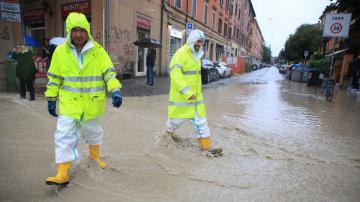 Exceptional rains in drought-struck northern Italy kill 6, cancel Formula One Grand Prix