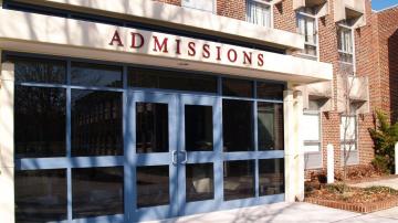 The Four Questions to Ask Yourself Before Hiring a College Admissions Counselor