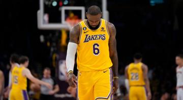 Lakers hoping LeBron James decides to continue career after playoff elimination