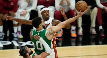 Still down 3-1 to Heat, Celtics cling to hope as East finals shift back to Boston