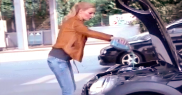 GIFs get a D.W.S…Drive While STUPID (24 GIFs)