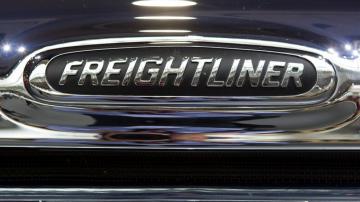 US opens probe into Freightliner trucks automatically braking without obstacle in road