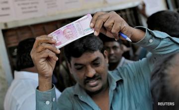 80% Indians Are Depositing Rs 2,000 Notes, Not Exchanging Them: Report