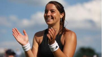 Nottingham Open 2023: Jodie Burrage beats Magdalena Frech in quarter-final