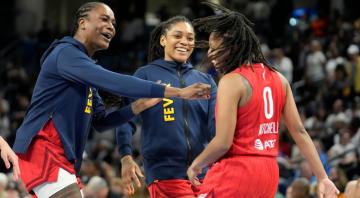 WNBA Notebook: Kelsey Mitchell and the Indiana Fever are making some noise