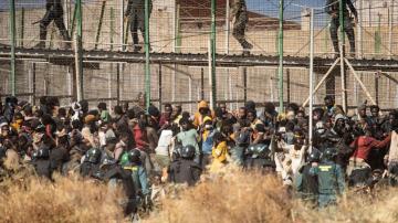 Spain registers record asylum claims, approves far fewer than European average