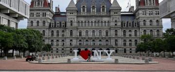 New York lawmakers OK bill removing medical debt from credit reports