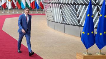 Sánchez visits Kyiv on the day Spain starts EU presidency to underline bloc's support for Ukraine