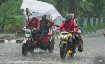Live Updates: Day 2 Of Heavy Rain In Delhi Floods Roads, Markets, Homes