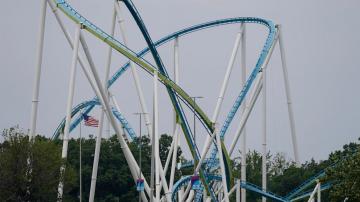 Roller coaster with big crack has a second structural issue, inspectors say