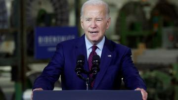 Biden publicly acknowledges Hunter's 4-year-old daughter for 1st time