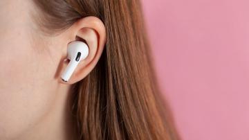 You Can Use Your AirPods Pro as a Temporary Hearing Aid