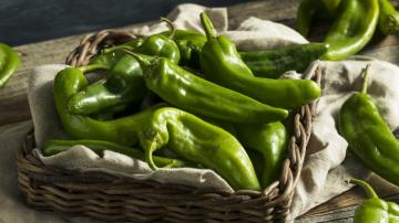 How to Prep, Store, and Cook With Hatch Chile Peppers
